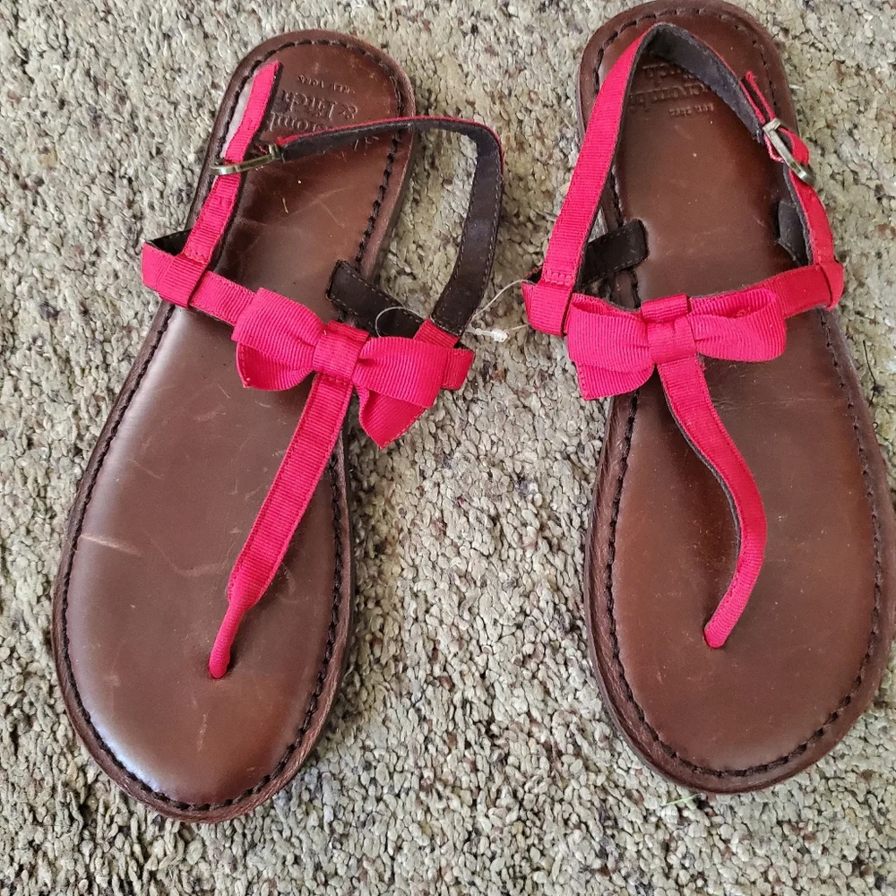 Sandals - Picture 2 of 8
